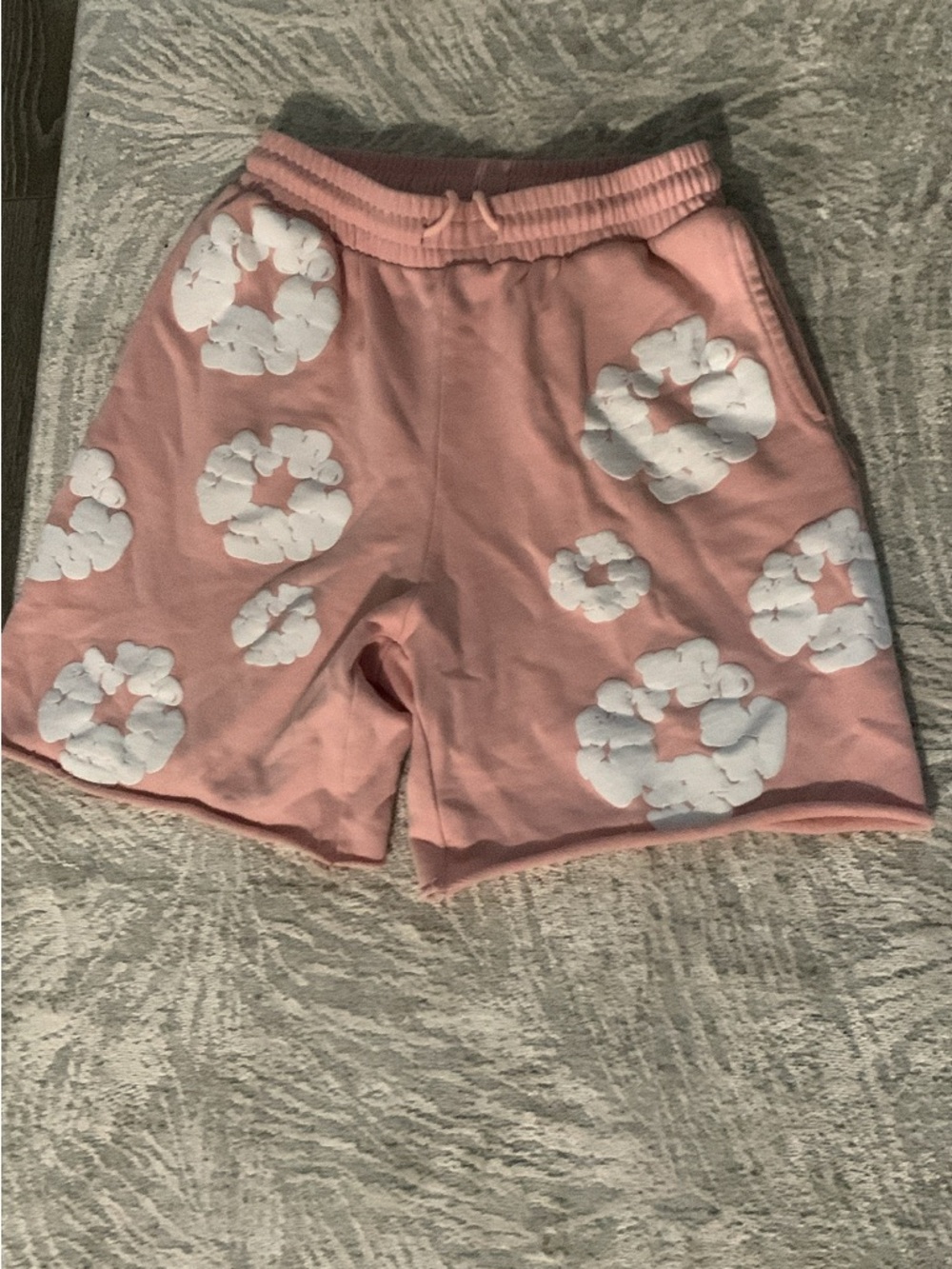 Authentic Denim Tears Cotton Wreath Shorts - Size [L] - [pink]